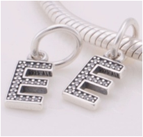 Onhand Best Seller Charm (LC13e): Letter E